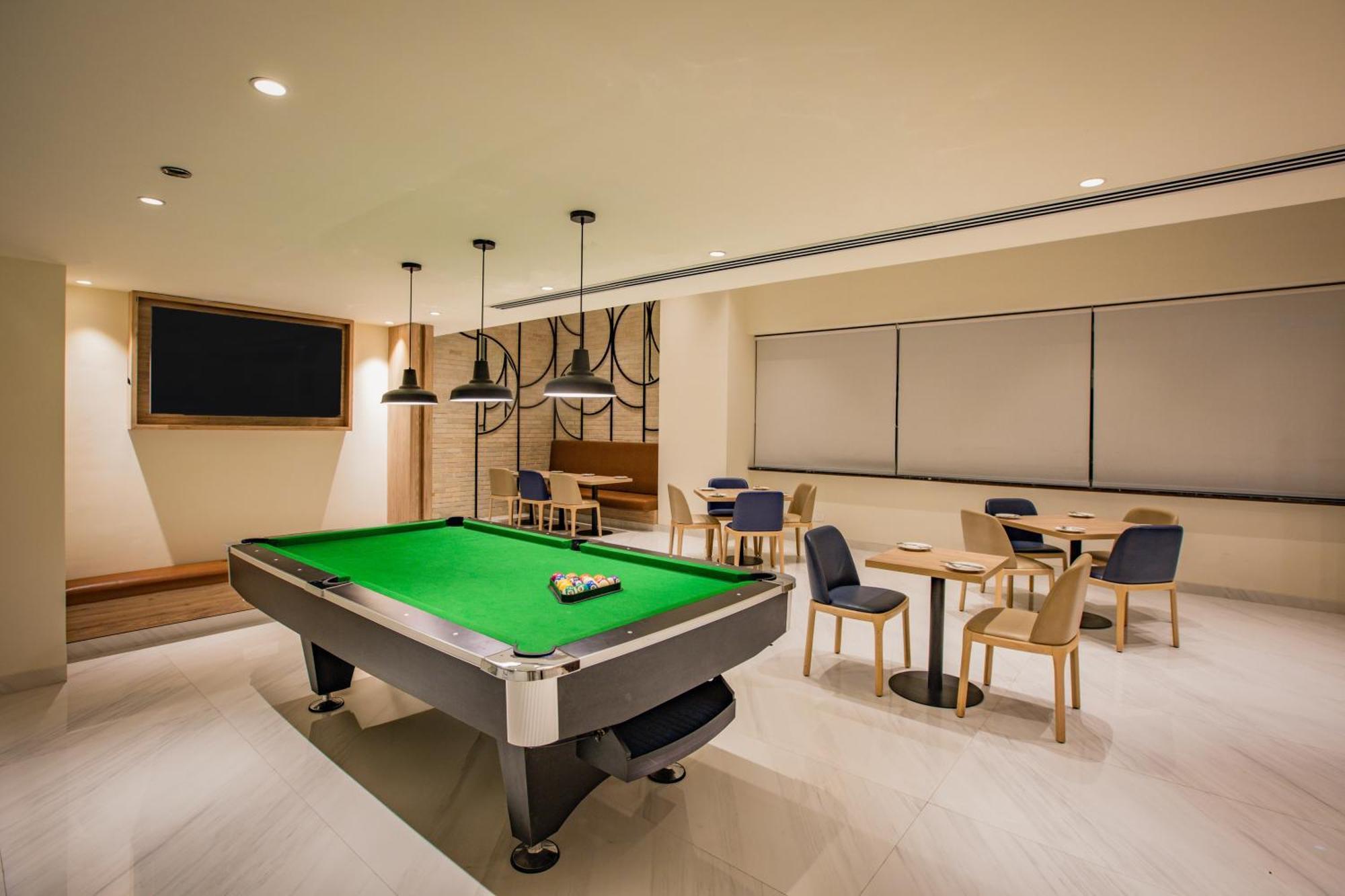 Keys Prima By Lemon Tree Hotels, Pimpri, Pune Exterior photo