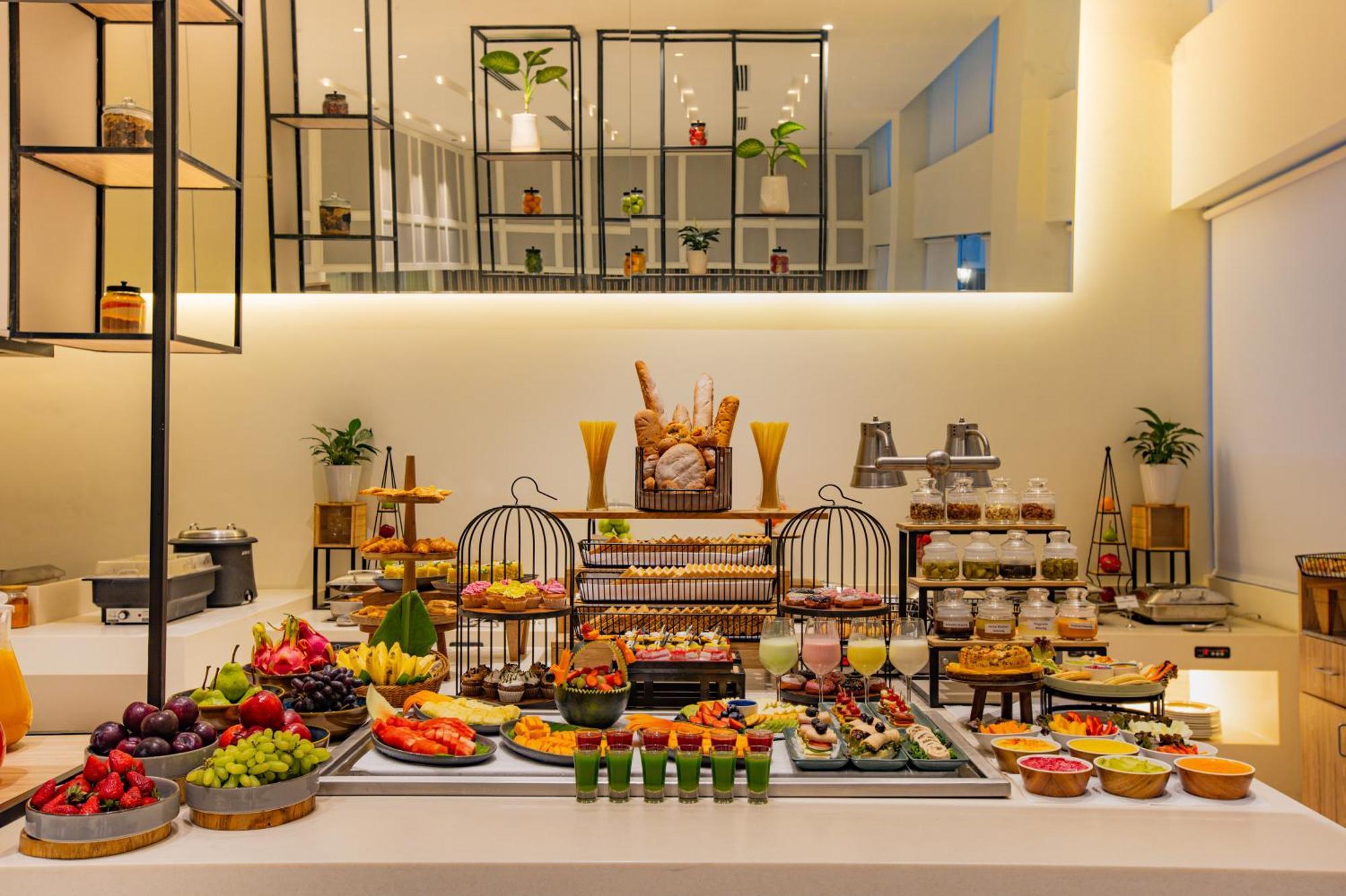 Keys Prima By Lemon Tree Hotels, Pimpri, Pune Exterior photo